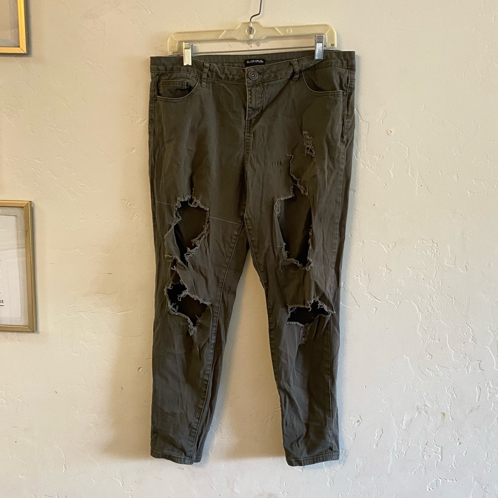 Silver Crush Juniors Olive Green Distressed Skinny Jeans Size 13